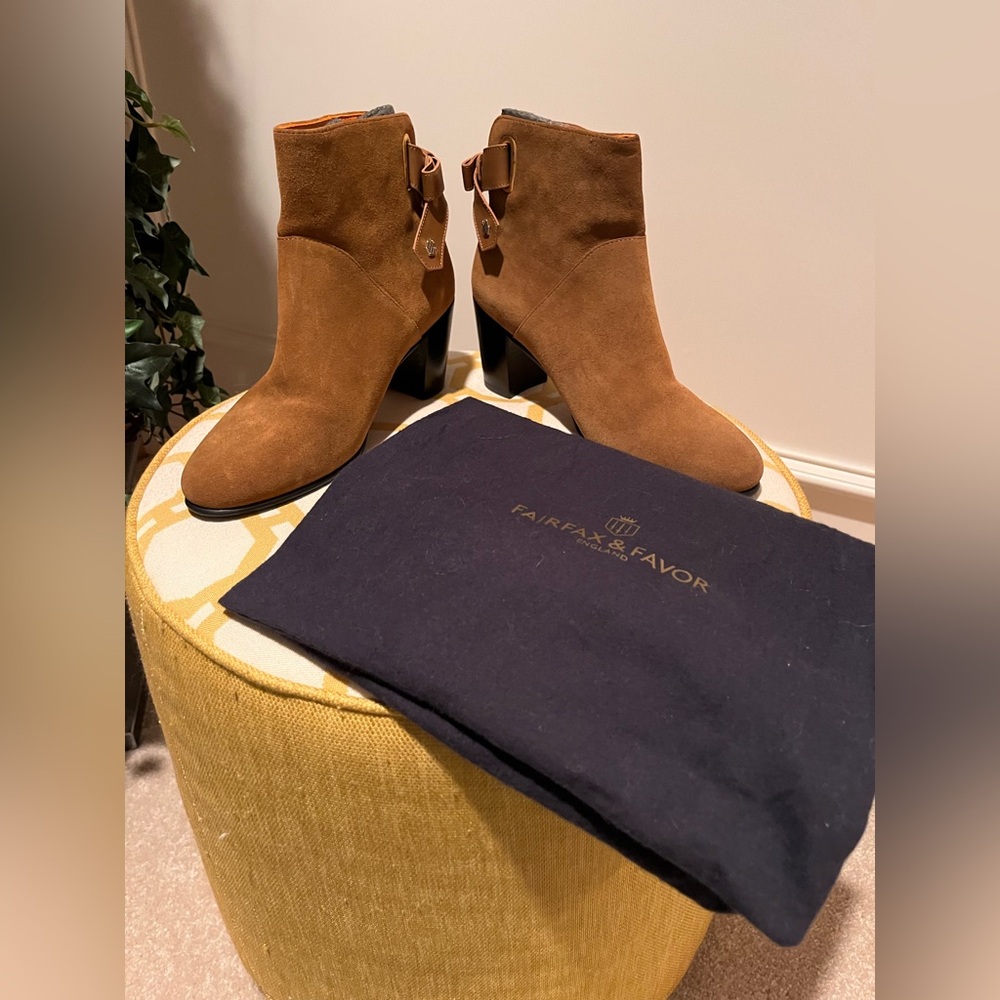 New Fairfax & Favor Camel Brown Suede Blair Black Ankle Boots